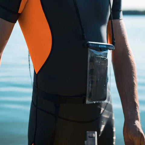 RESTUBE x Fidlock – Wasserdichte Smartphone-Hülle mit READY-Anschluss