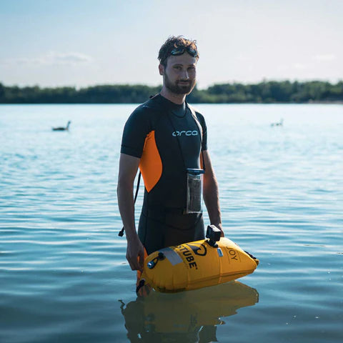 RESTUBE x Fidlock – Wasserdichte Smartphone-Hülle mit READY-Anschluss
