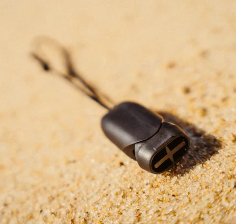 RESTUBE Notfallpfeife – Lautes Notsignal für Wasser, Outdoor & Sicherheit