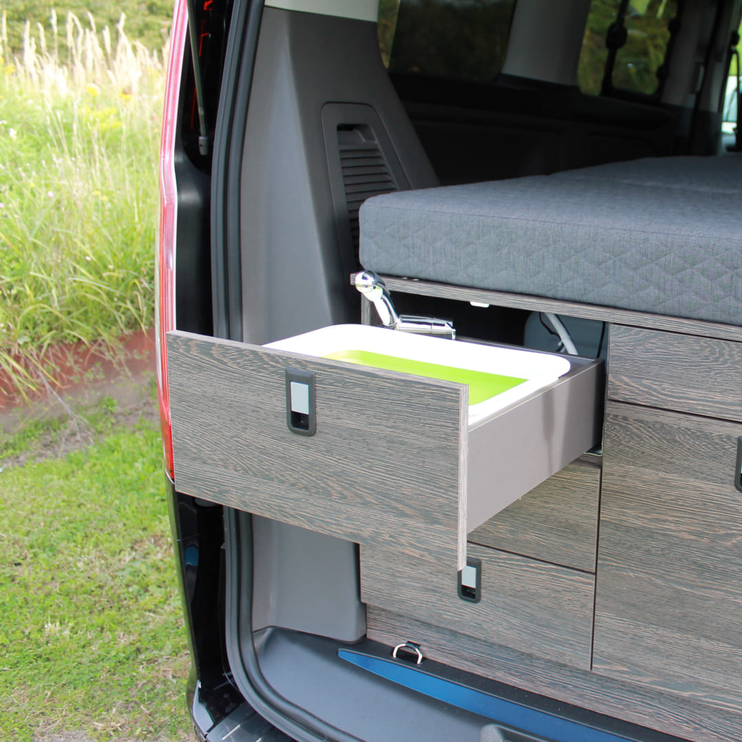 Camper Komplettsystem – Maßgeschneiderte Campingbox & Bett für VW, Mercedes & Ford