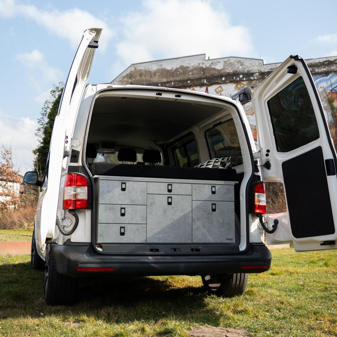Camper Komplettsystem – Maßgeschneiderte Campingbox & Bett für VW, Mercedes & Ford